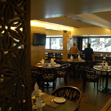 Comfort Inn President Near Ahmedabad Junction Station Экстерьер фото