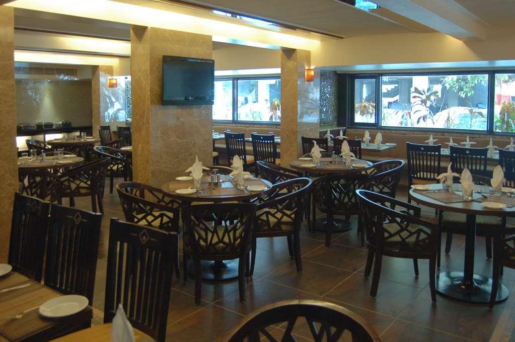 Comfort Inn President Near Ahmedabad Junction Station Ресторан фото