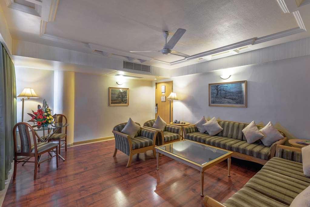 Comfort Inn President Near Ahmedabad Junction Station Номер фото