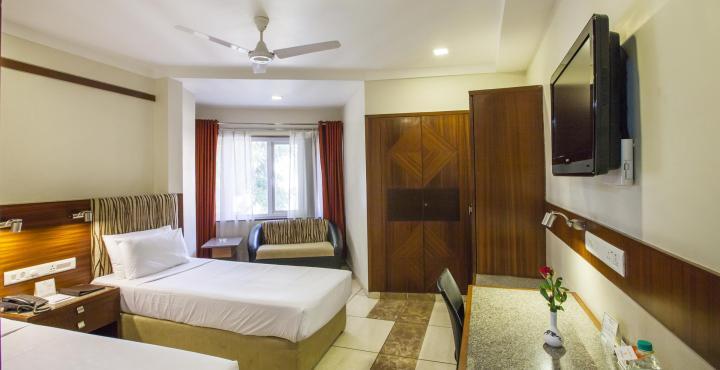 Comfort Inn President Near Ahmedabad Junction Station Экстерьер фото