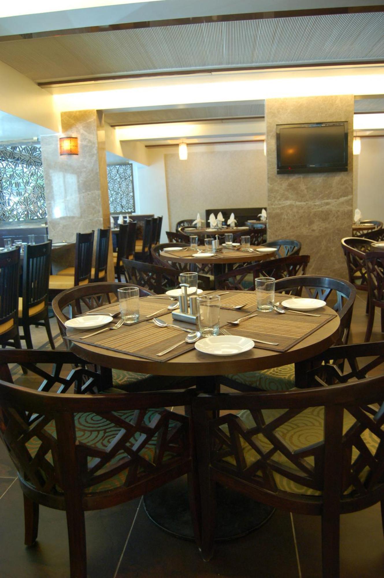 Comfort Inn President Near Ahmedabad Junction Station Экстерьер фото